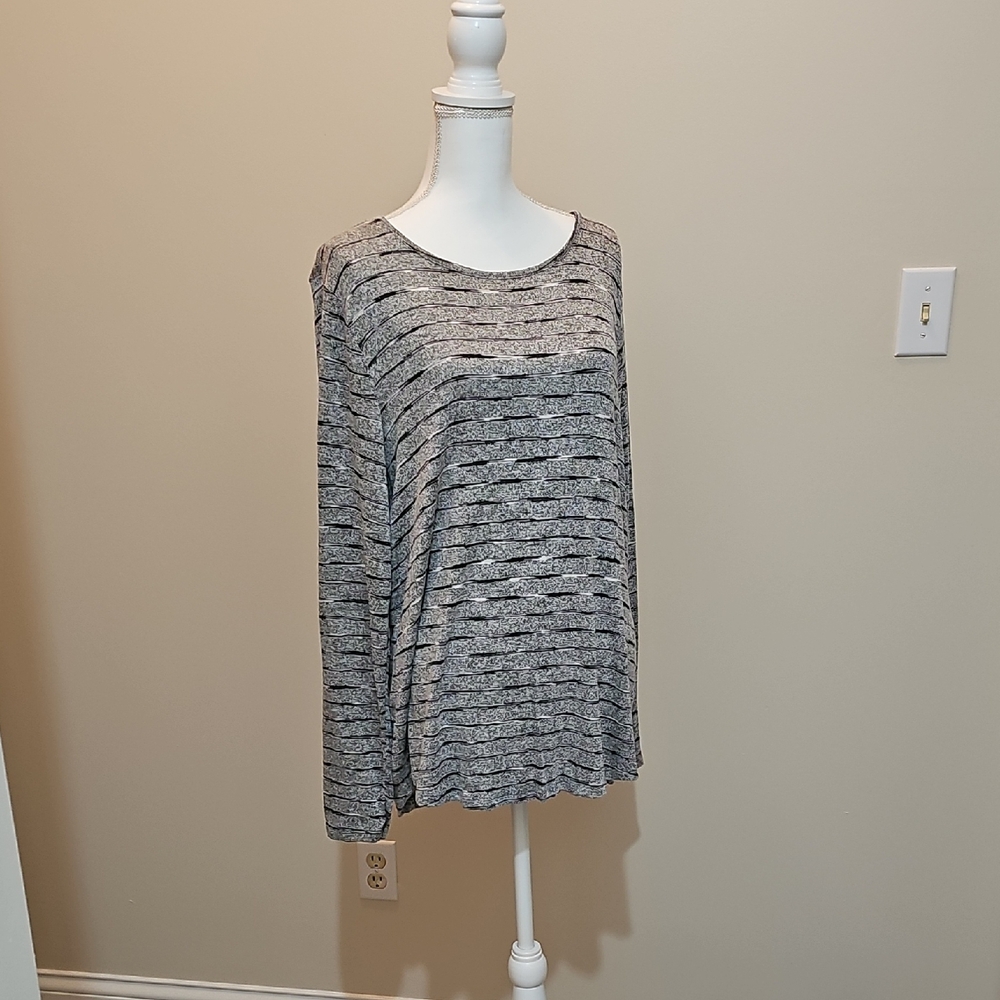 Apt. 9 Black and White Relaxed Long Sleeve Blouse